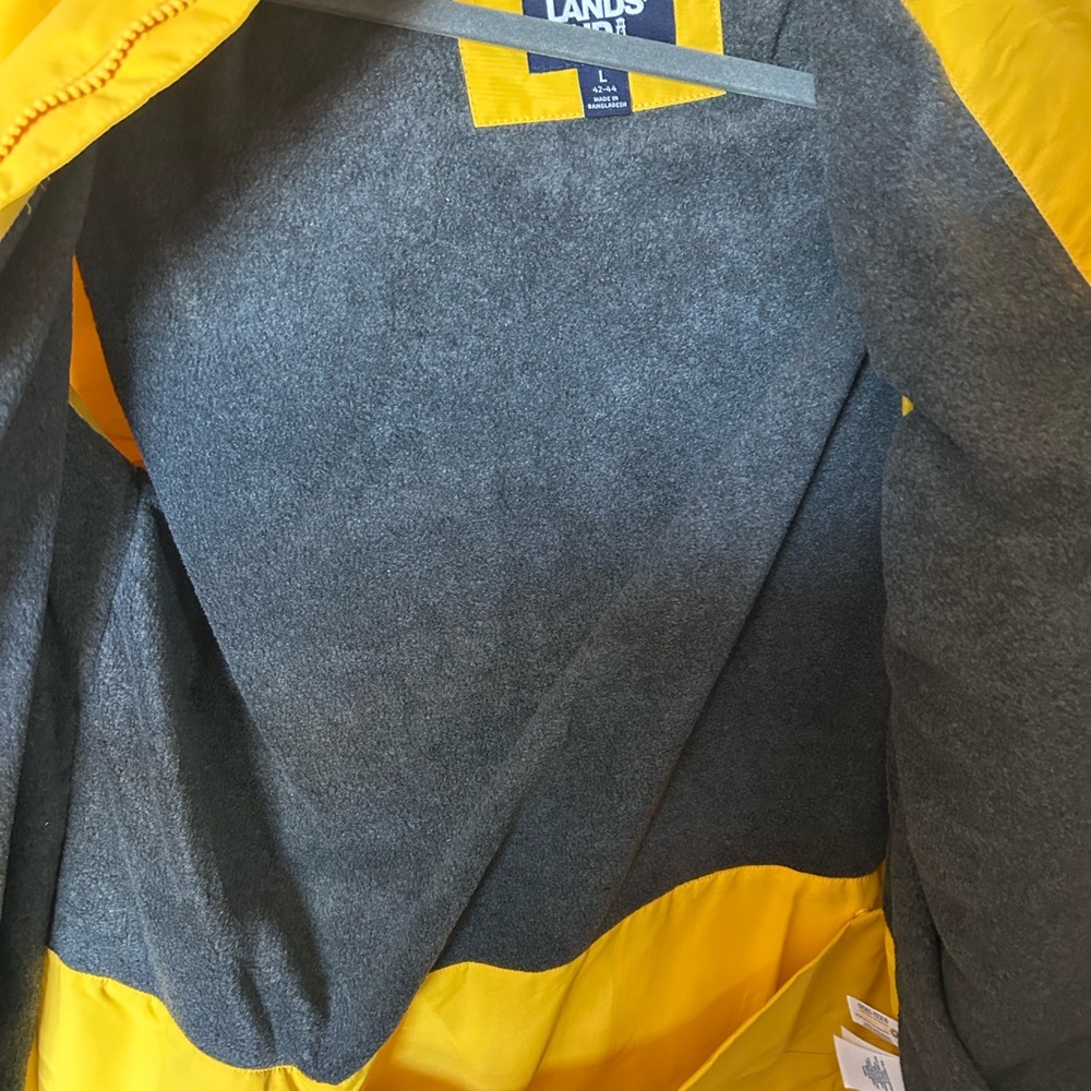 Men's Yellow Jacket - Picture 7 of 13